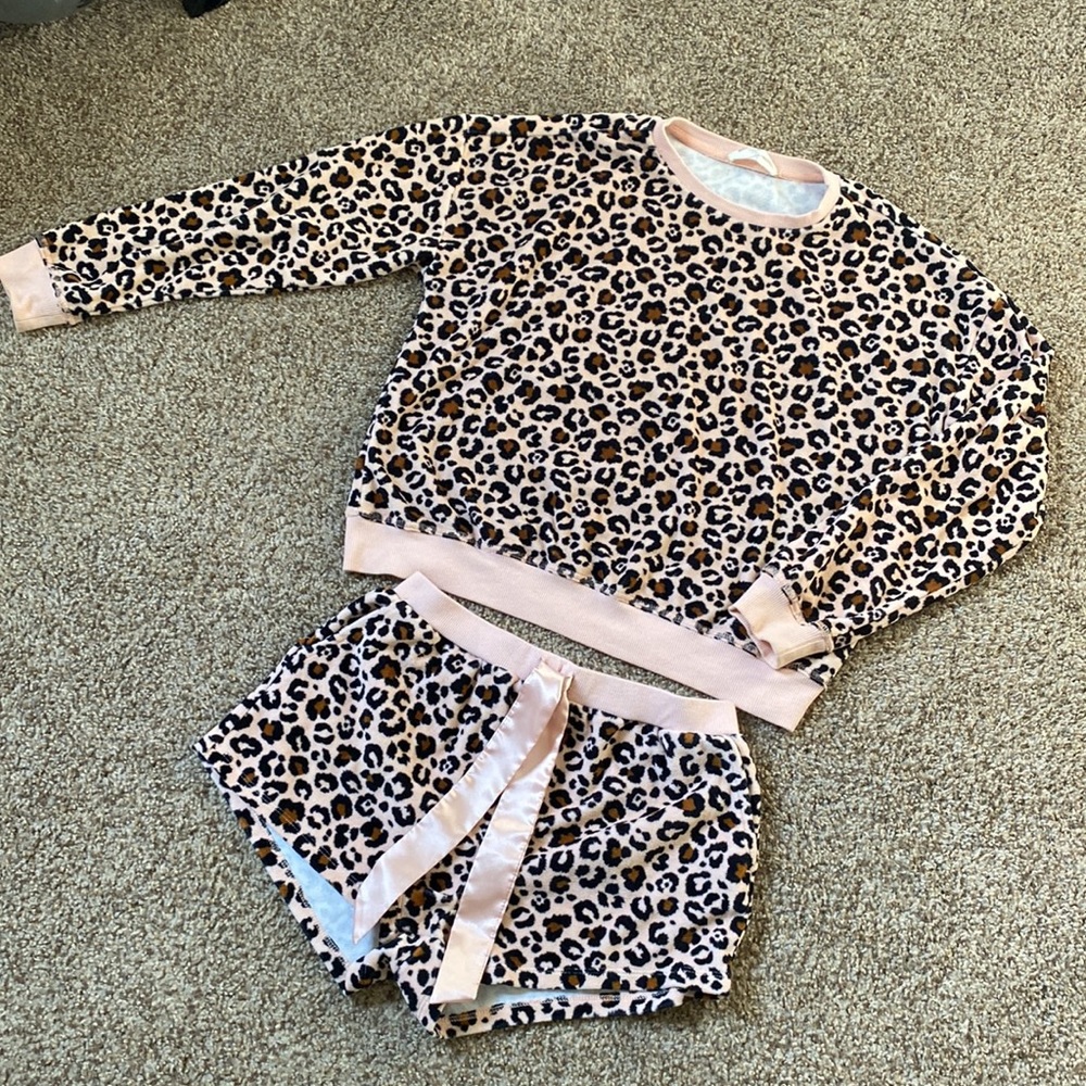 Light pink & cheetah print pj set